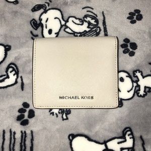 Micheal Kota Jet Set Tavel wallet